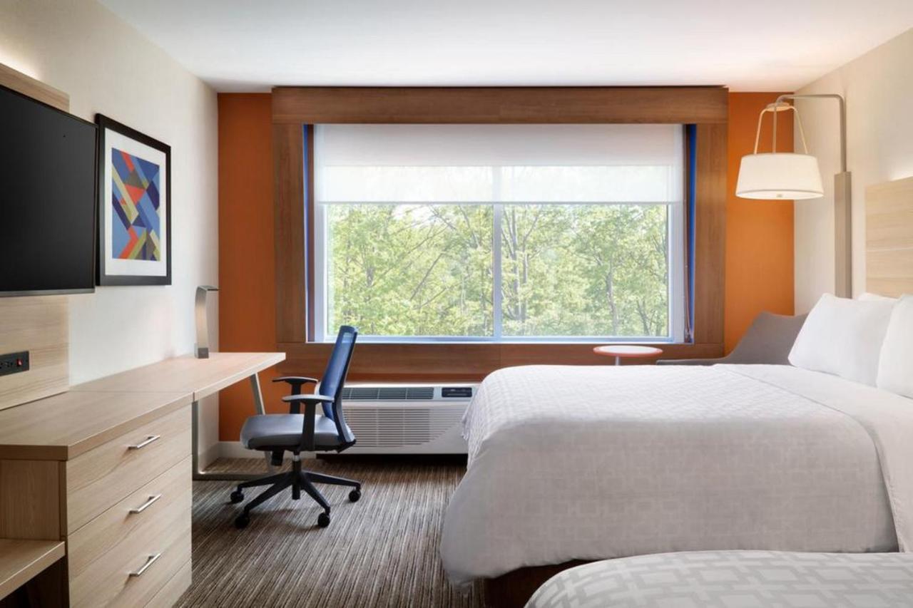 Holiday Inn Express & Suites - Dallas Market Center, An Ihg Hotel Εξωτερικό φωτογραφία