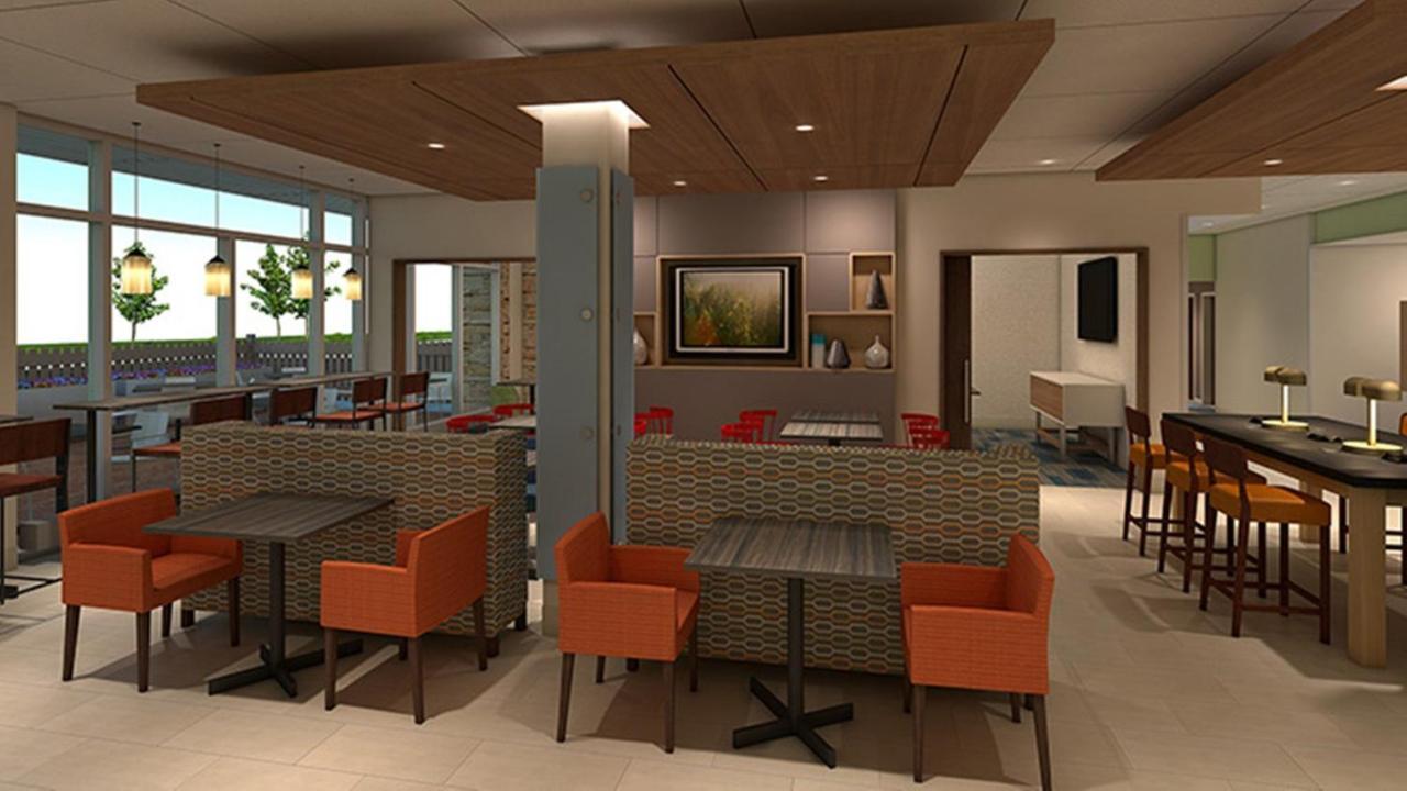 Holiday Inn Express & Suites - Dallas Market Center, An Ihg Hotel Εξωτερικό φωτογραφία